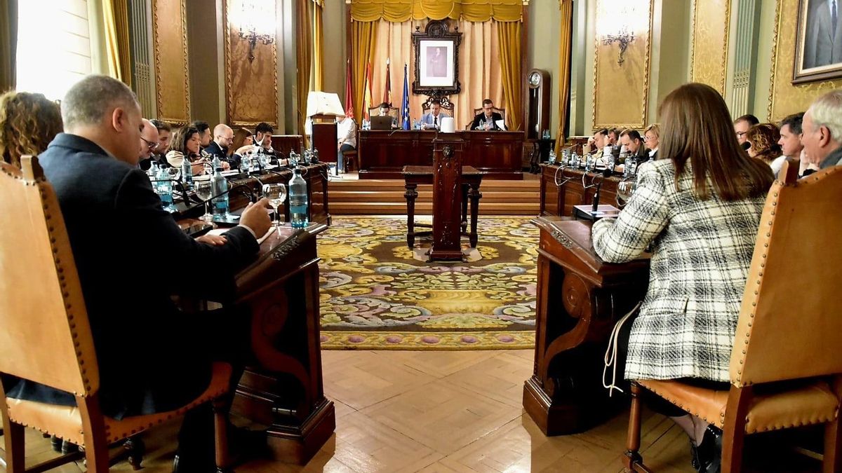 Pleno en la Diputación de Albacete.