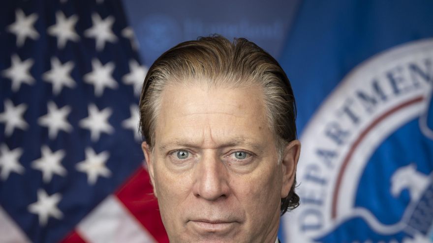 EE.UU. afronta una temporada de desastres con recortes a su agencia de emergencia FEMA