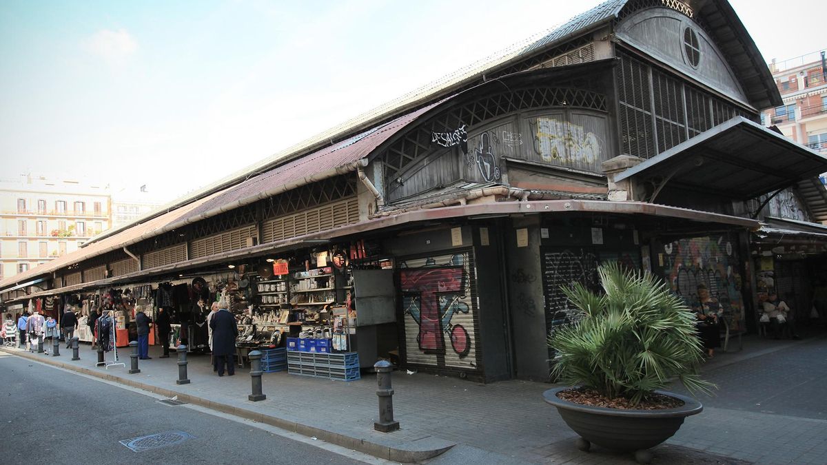 Las obras de remodelación del Mercat de l’Abaceria, en el barrio de Gràcia, han permitido localizar el acceso a este búnker olvidado