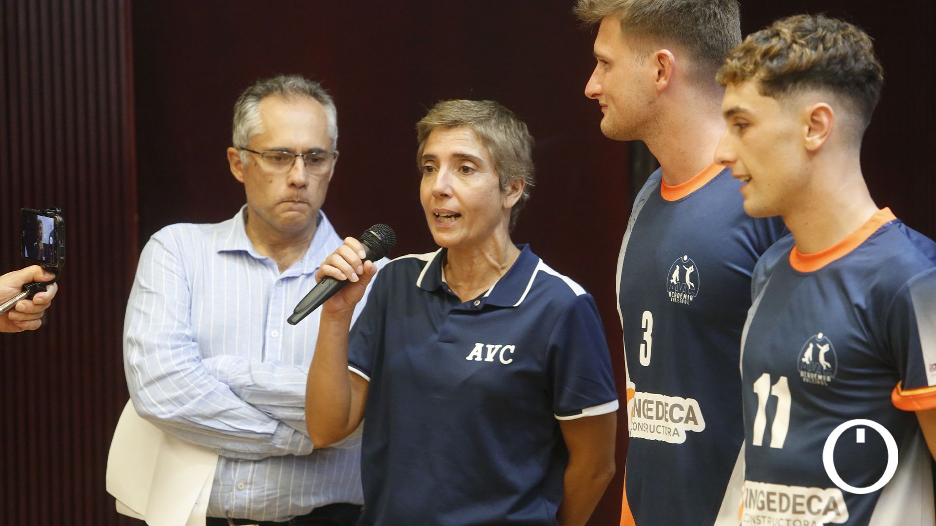 Presentación de los equipos sénior de la Academia Voleibol Córdoba