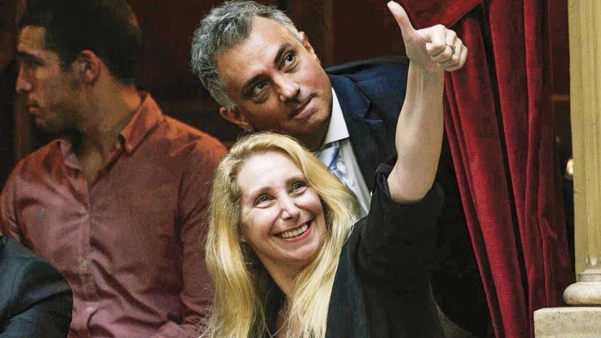 Karina Milei puso a un diputado propio al frente de la Bicameral de Inteligencia y controlará la SIDE de Santiago Caputo