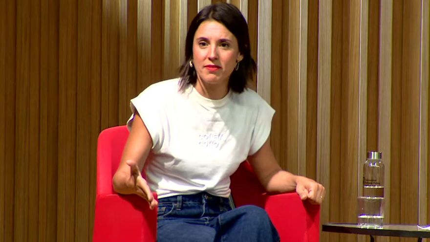 Irene Montero, en el acto con Gabriel Rufián.