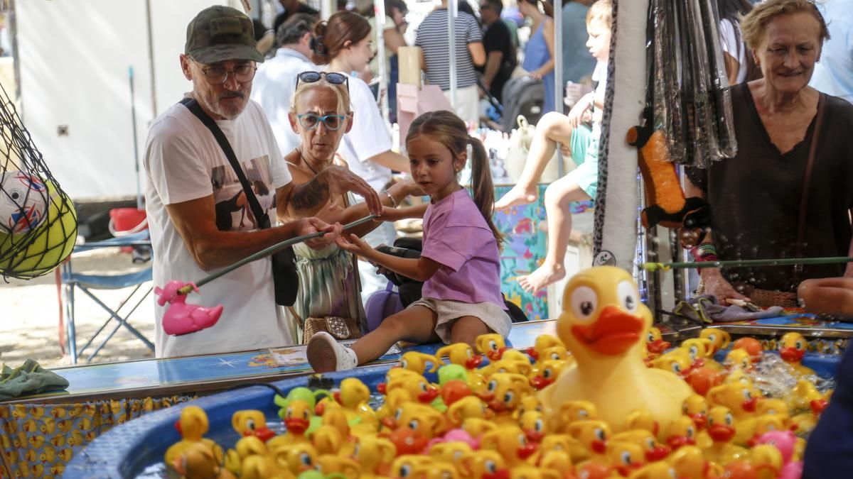 Salmorejá y ambiente en la Velá el día de la Fuensanta