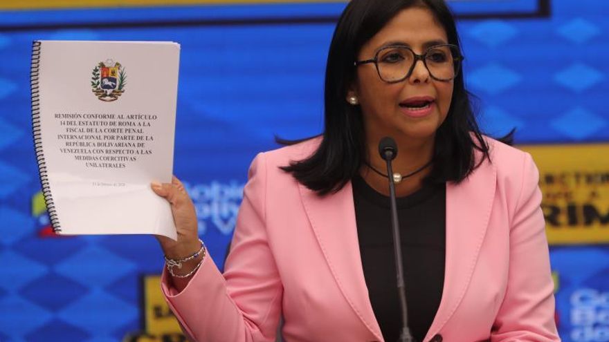 En la imagen, la vicepresidenta de Venezuela, Delcy Rodríguez..