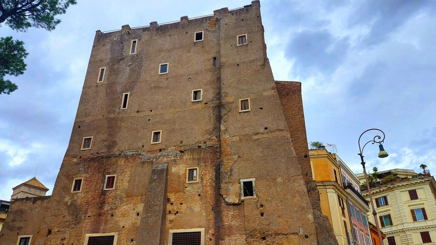 The story of Rome's collapsed towers: medieval structures that shrunk over time
