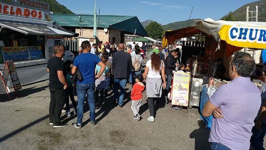 La 'Feriona' marca el comienzo de las ferias de invierno en Villablino.