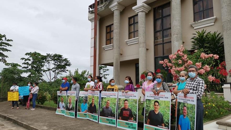 Asesinatos, detenciones, abusos y desalojos, el lado B de la minería en América Latina