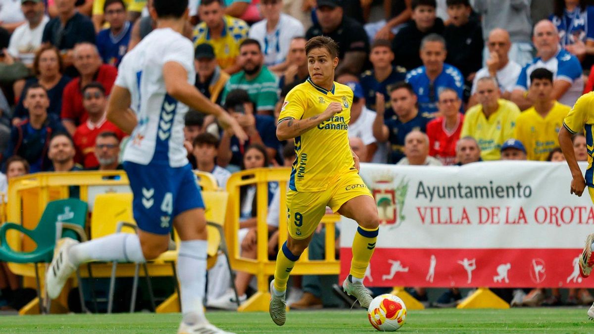 Jeremía Recoba en el CD Tenerife-UD Las Palmas del Trofeo Teide