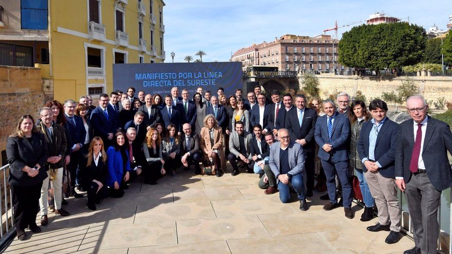 Alianza del PP en Murcia y Albacete para reclamar que vuelva la línea férrea por Cieza y Hellín