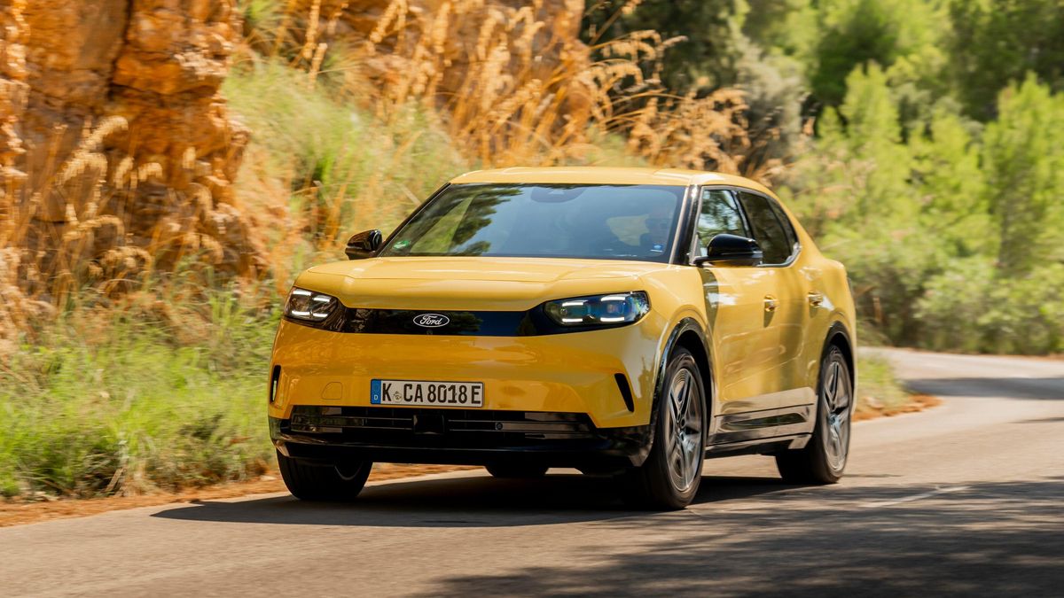 El Ford Capri dispone ahora de 464 kilómetros de autonomía con una carga.