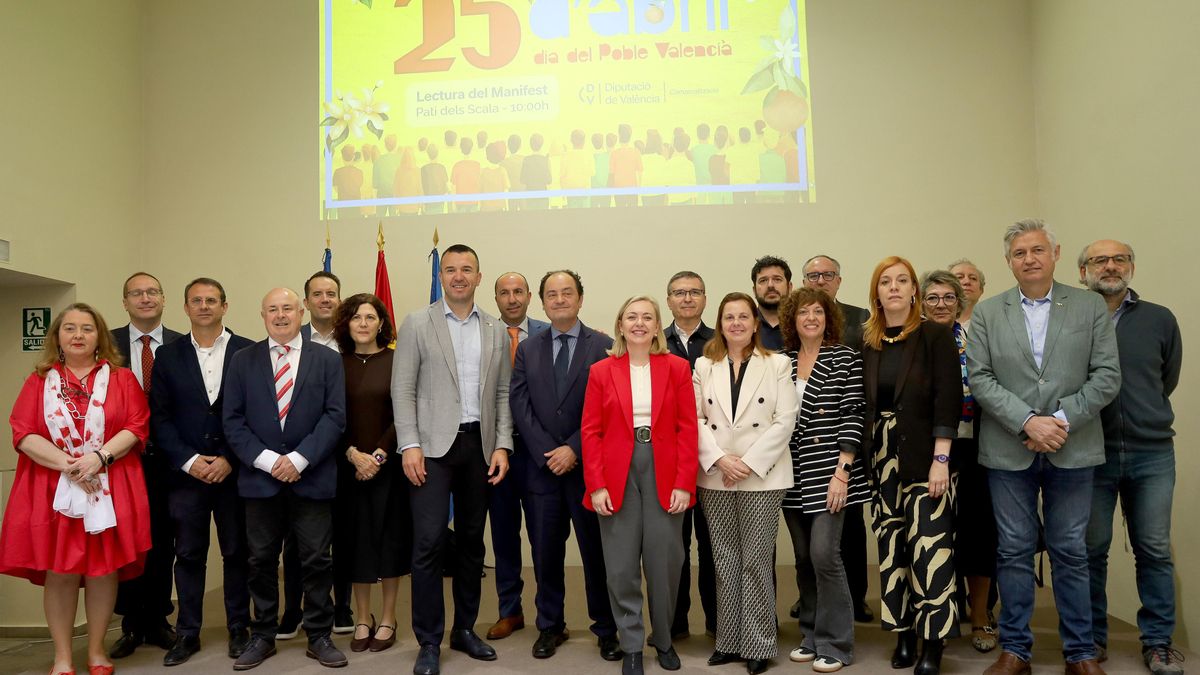 Imagen del acto de conmemoración del 25 d'abril en la Diputació de València.