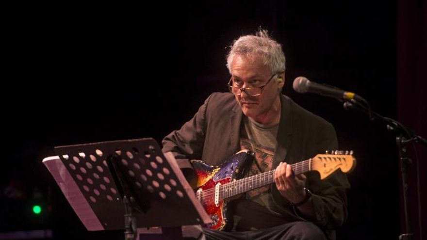 El músico y guitarrista estadounidense, Marc Ribot.