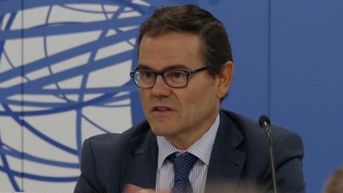 Hacienda cesa al cargo imputado por el caso Montoro que presuntamente modificó leyes a petición de las empresas