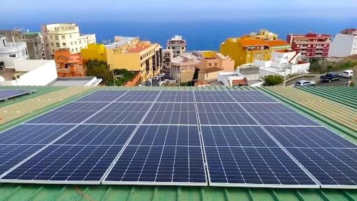 El Cabildo tramita nuevas ayudas para fomentar las energías renovables entre familias y empresas
