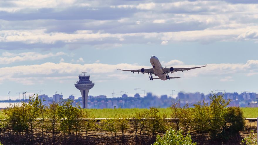 El Gobierno aprueba la mayor inversión histórica en aeropuertos y una subida de tarifas de 3 céntimos al año hasta 2031