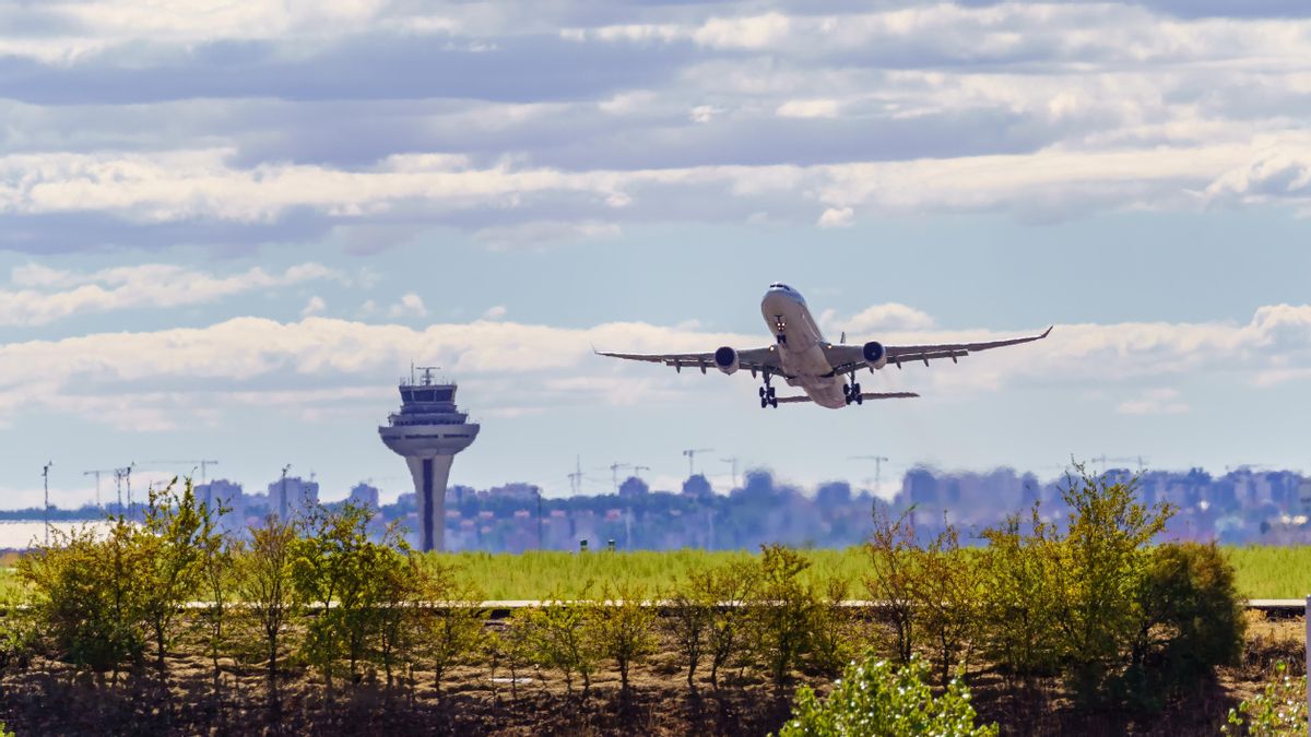 La tecnología invisible que sostiene el tráfico aéreo mundial