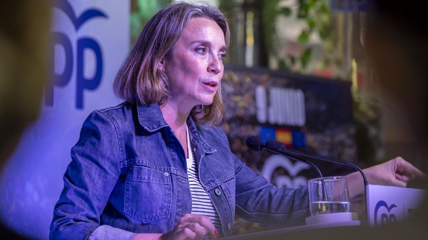 La secretaria general del Partido Popular, Cuca Gamarra, interviene en el acto electoral de las elecciones europeas que los populares celebran este lunes en Melilla. EFE/Giner