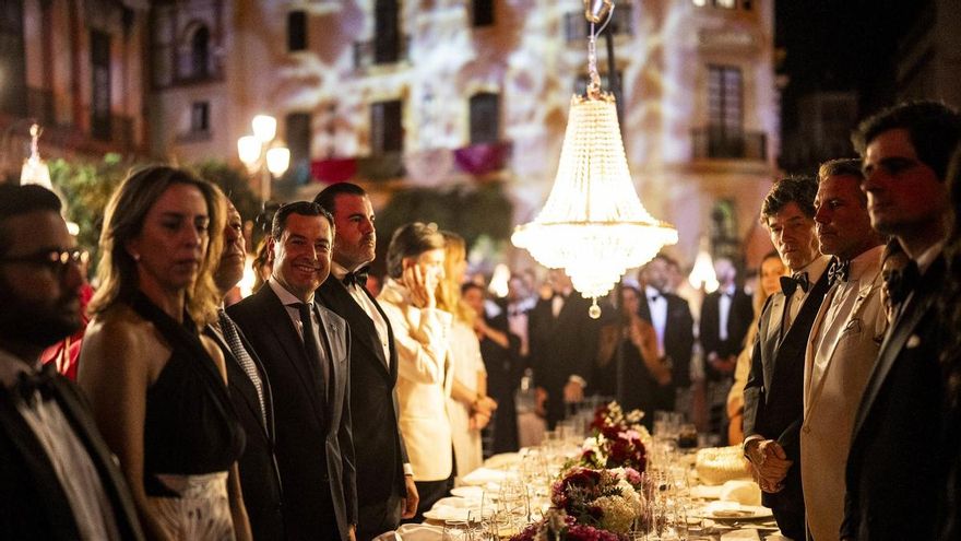 Un juzgado abre una investigación por la cena de gala al pie de la Giralda financiada por Junta y Ayuntamiento