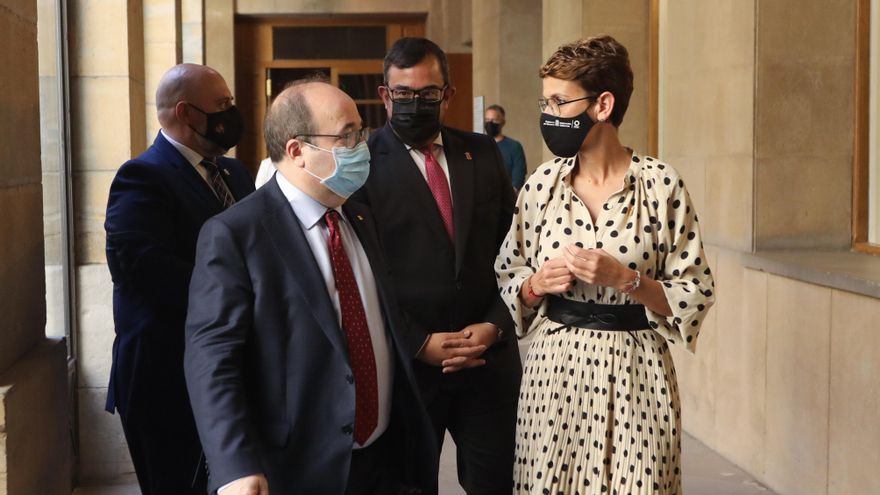 Navarra firma la trasferencia de sanidad penitenciaria y el Estado se compromete a cerrar el traspaso de Tráfico en 2021