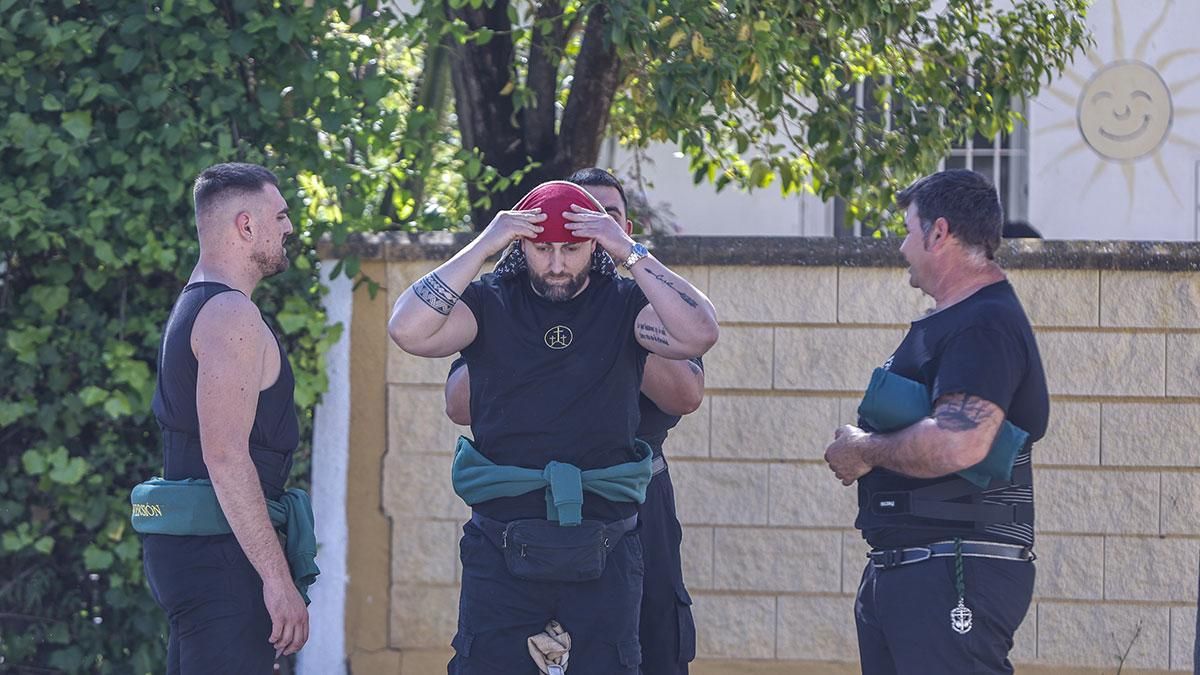 La salida de la Hermandad de la Conversión, en imágenes