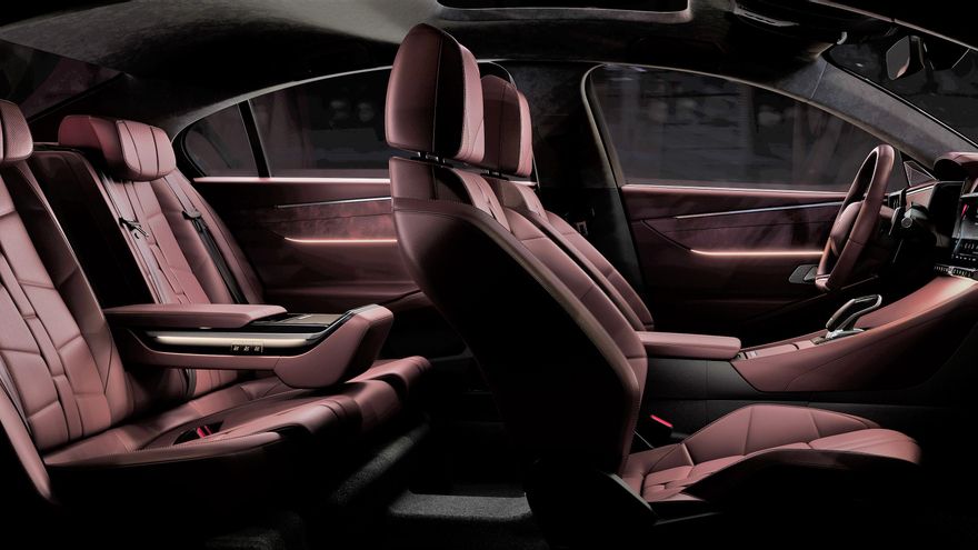 El refinamiento marca la pauta en el habitáculo del DS 9.