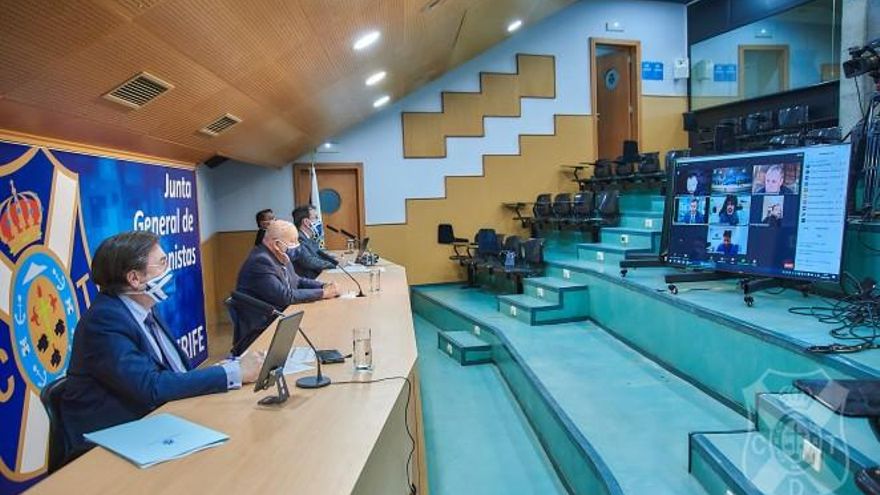 El CD Tenerife aprueba las cuentas de la temporada 19/20 con un beneficio de 1,8 millones