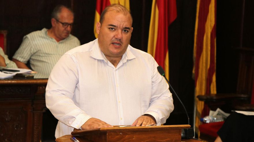 Sagunt se declara ‘Ciudad libre de móviles en los centros educativos’