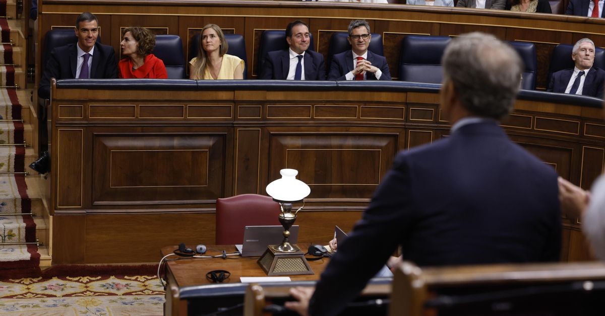 Sánchez y Feijóo se miden ahora en Aragón con una inflamada inercia nacional de la que solo saca rédito la ultraderecha de Vox