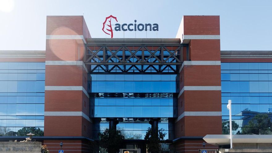 The Supreme Court judge charges a former director of Acciona and two of his subordinates for the Cerdán case