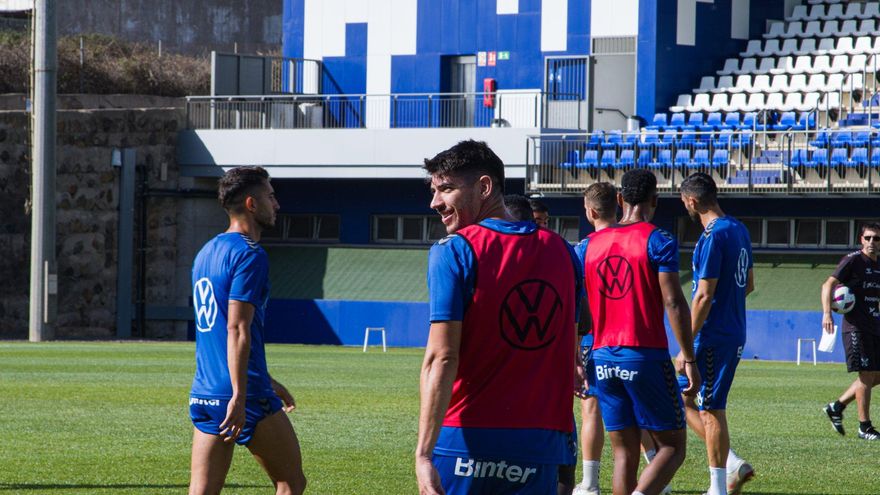 Waldo Rubio, nueva baja por lesión en el CD Tenerife