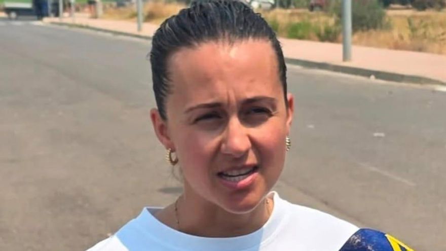 Tania Baños, en una rueda de prensa sobre el incendio.