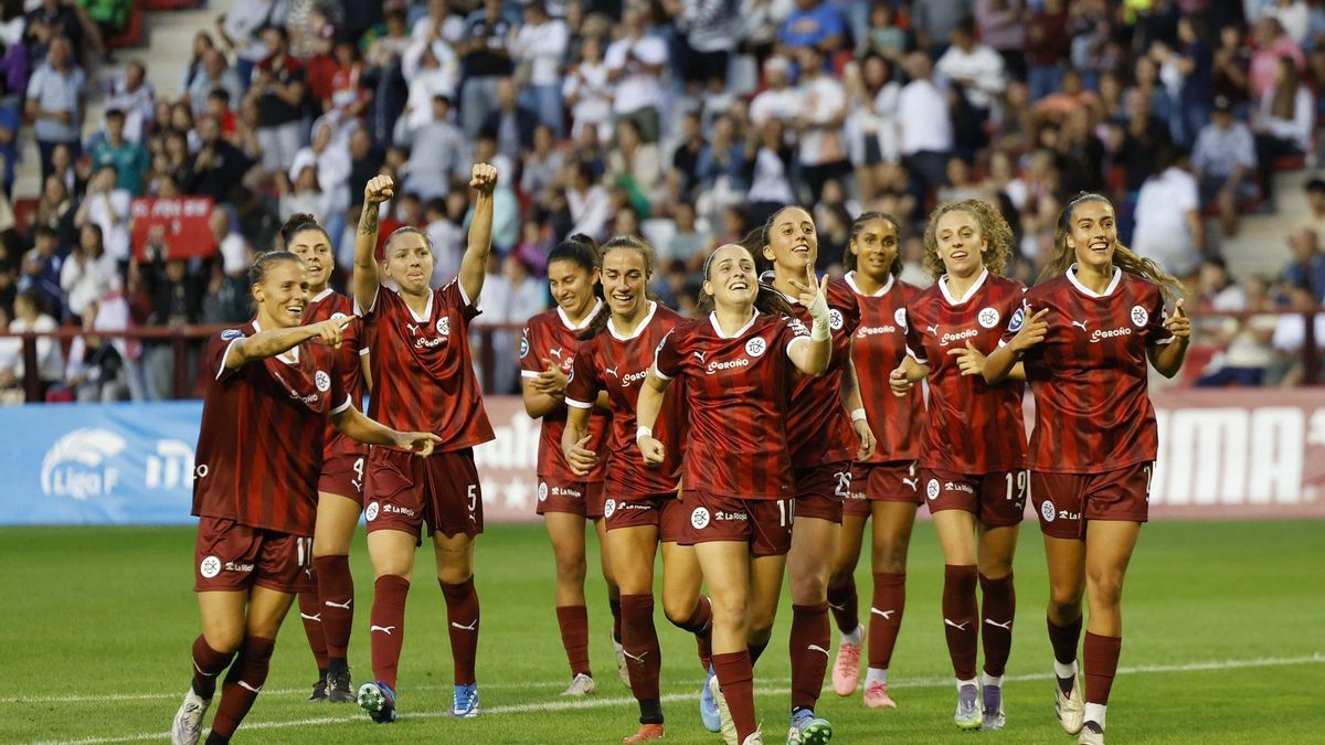 Vuelve el fútbol de primera a Logroño con un golazo de los que hacen historia en Las Gaunas