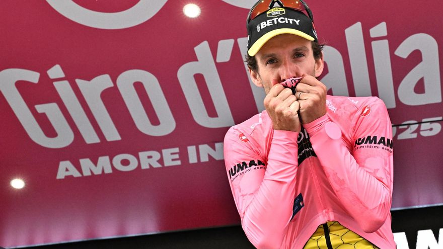 El Giro de Italia zanja el debate sobre intercambiar fechas con La Vuelta: "No lo vamos ni a contemplar”