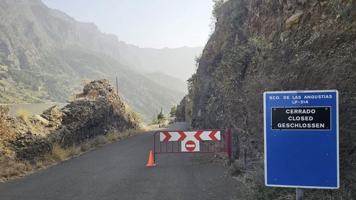 Cerrado el acceso a Los Brecitos por el elevado caudal del  barranco de Las Angustia tras la rotura del canal Dos Aguas-Los Barros