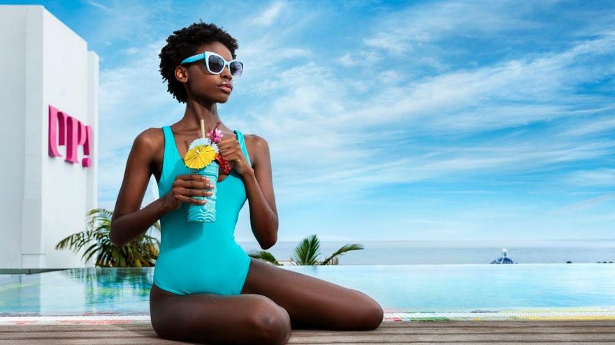 Terraza Up! del Hotel Bitácora de Tenerife, donde las participantes del camp podrán relajarse tras las sesiones de surf