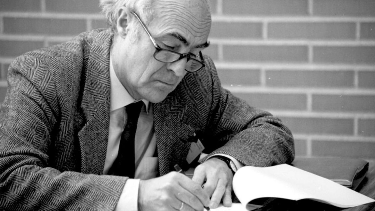 Muere el profesor de la Universidad de Navarra Miguel Urabayen, precursor del periodismo visual