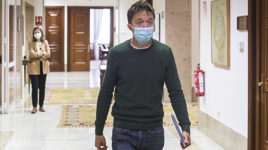 El líder de Más País, Iñigo Errejón a su llegada a una Junta de Portavoces, a 5 de mayo de 2021, en el Congreso de los Diputados, Madrid, (España).