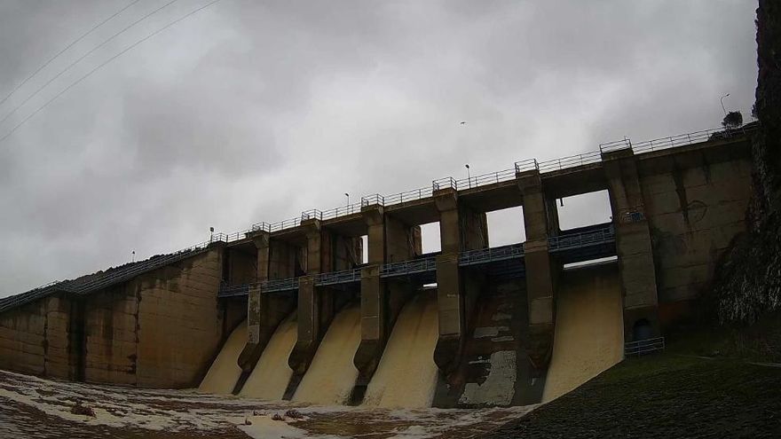 Las compuertas de la presa Vega del Jabalón en Ciudad Real se mantendrán abiertas, por "seguridad"