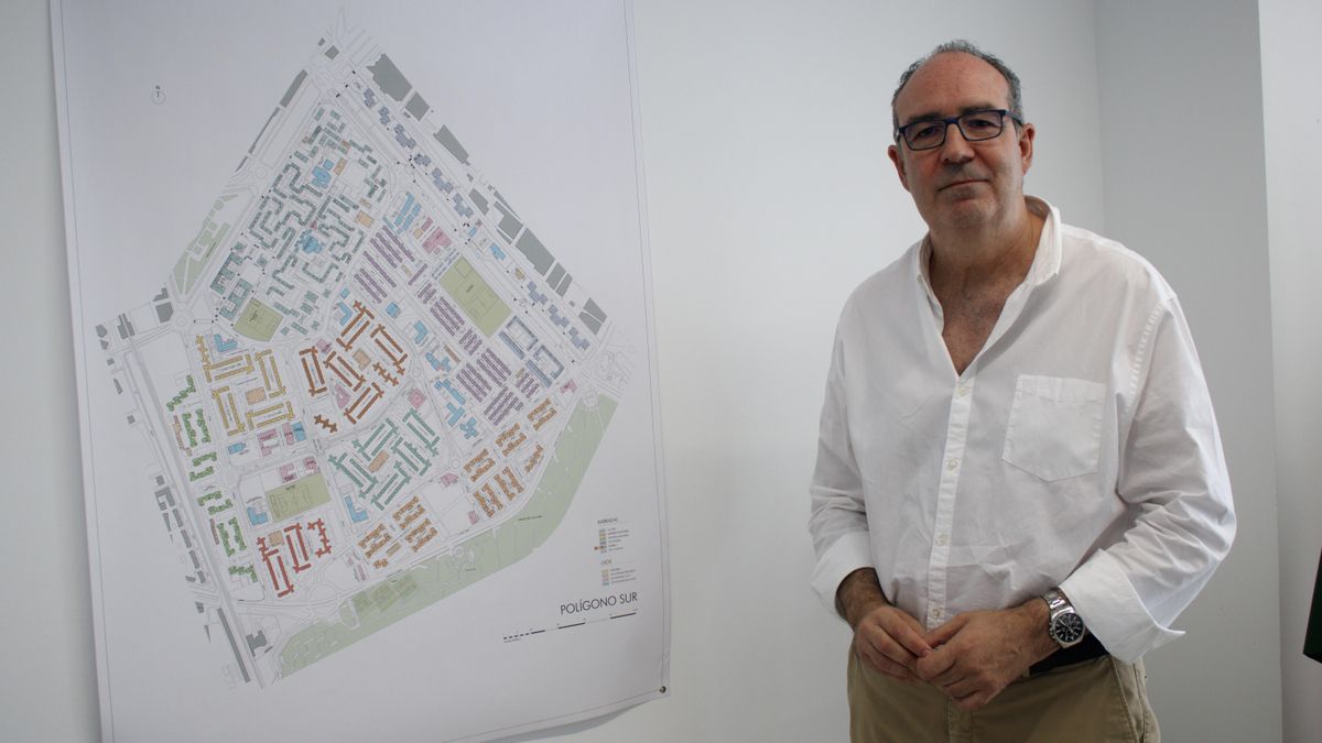 Bretón, comisionado para el Polígono Sur, sobre la mezquita: "Si por algo se destaca el barrio, es por la integración"