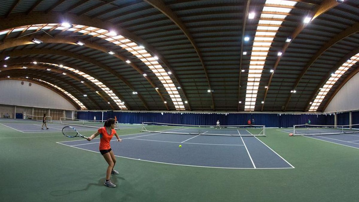 Con el tiempo la oferta se ha expandido hasta abarcar casi treinta deportes distintos en la actualidad