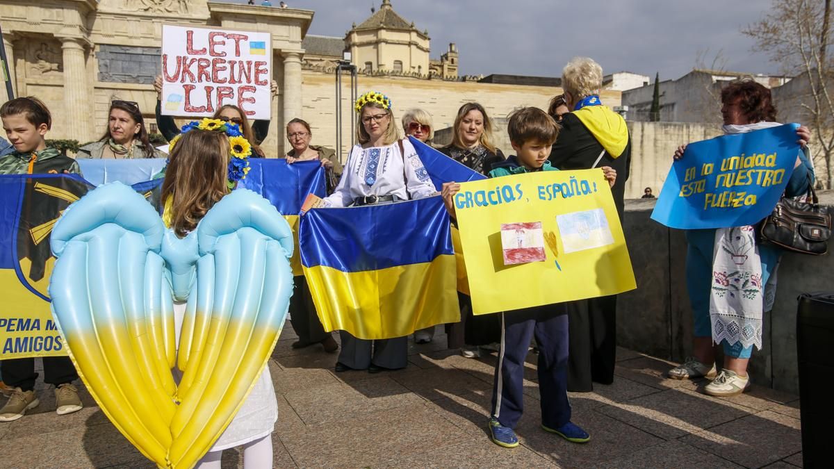 Manifestación y marcha solidaria en favor del pueblo ucraniano