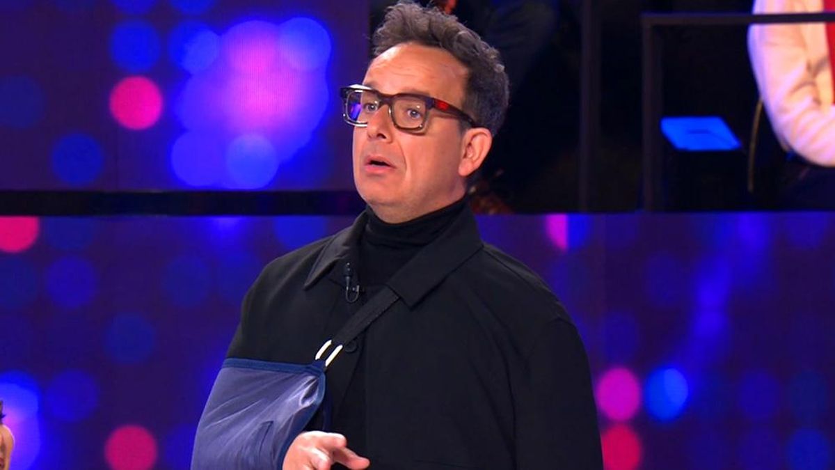 Llàcer, con un cabestrillo en 'TCMS'