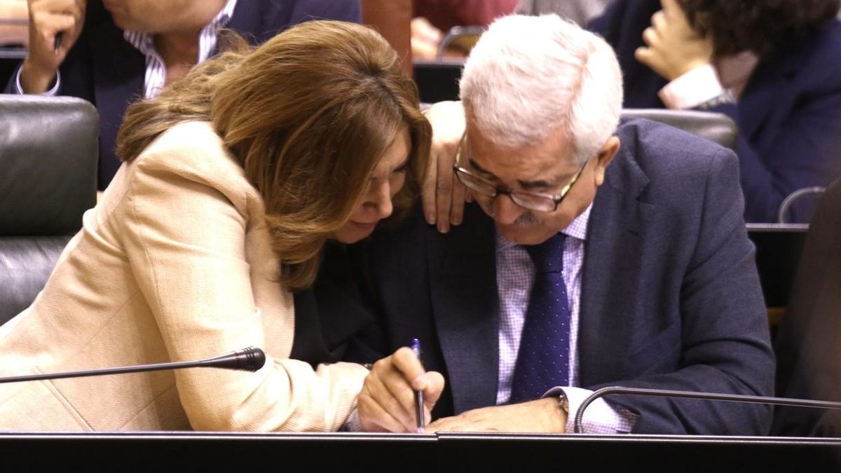 El Parlamento apoya por unanimidad tramitar una ley del PP-A para limitar a dos los mandatos del presidente de la Junta
