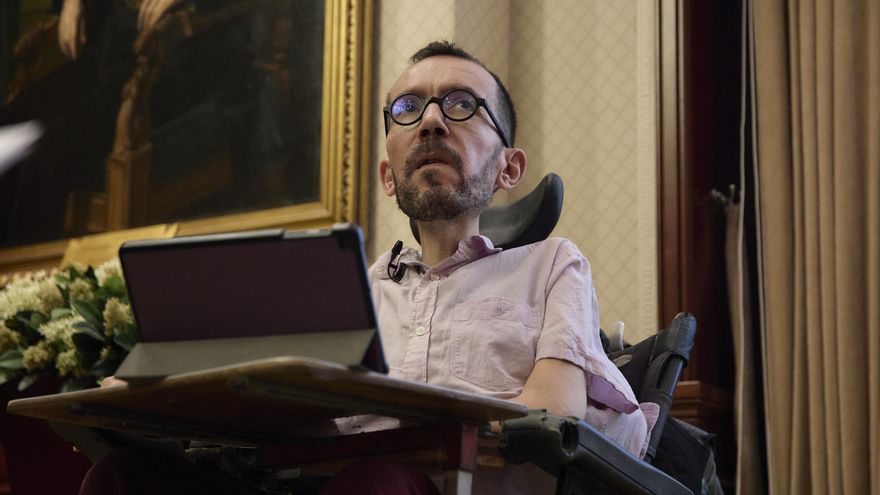 El portavoz de Unidas Podemos en el Congreso de los Diputados, Pablo Echenique, durante una entrevista para Europa Press en la Cámara Baja, a 21 de julio de 2022, en Madrid (España).