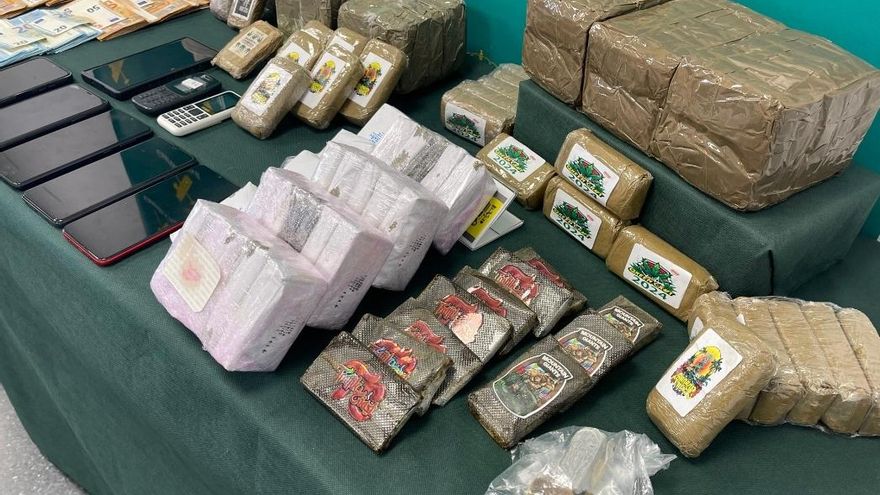 Detienen en Asturias a cuatro miembros de una red con 13 kilos de cocaína, 11 kilos de hachís y 4.000 dosis de ketamina