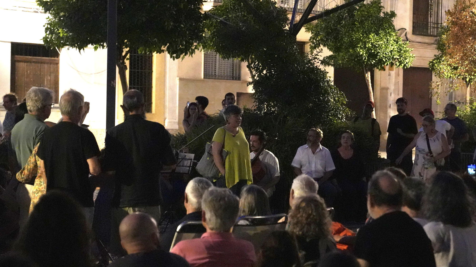 Proyección de cine simbólica en la plaza San Agustín
