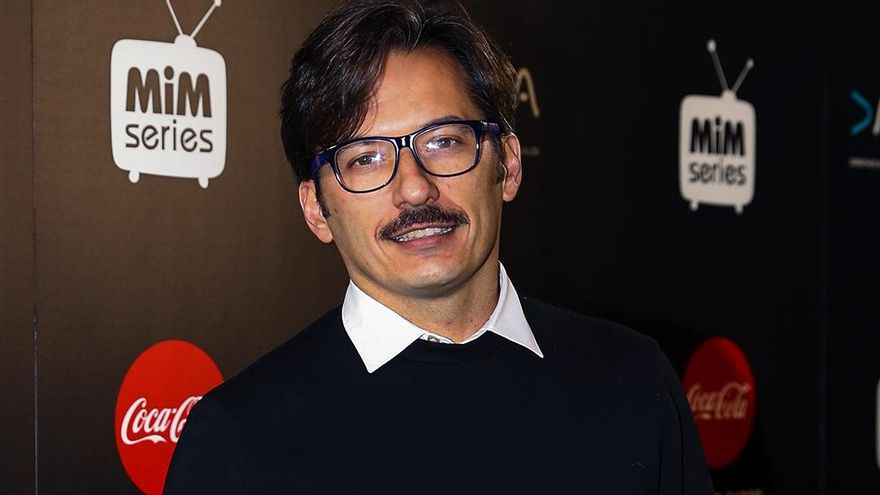 Alberto Caballero ironiza contra Amazon por la nula promoción de 'El Pueblo: T3'