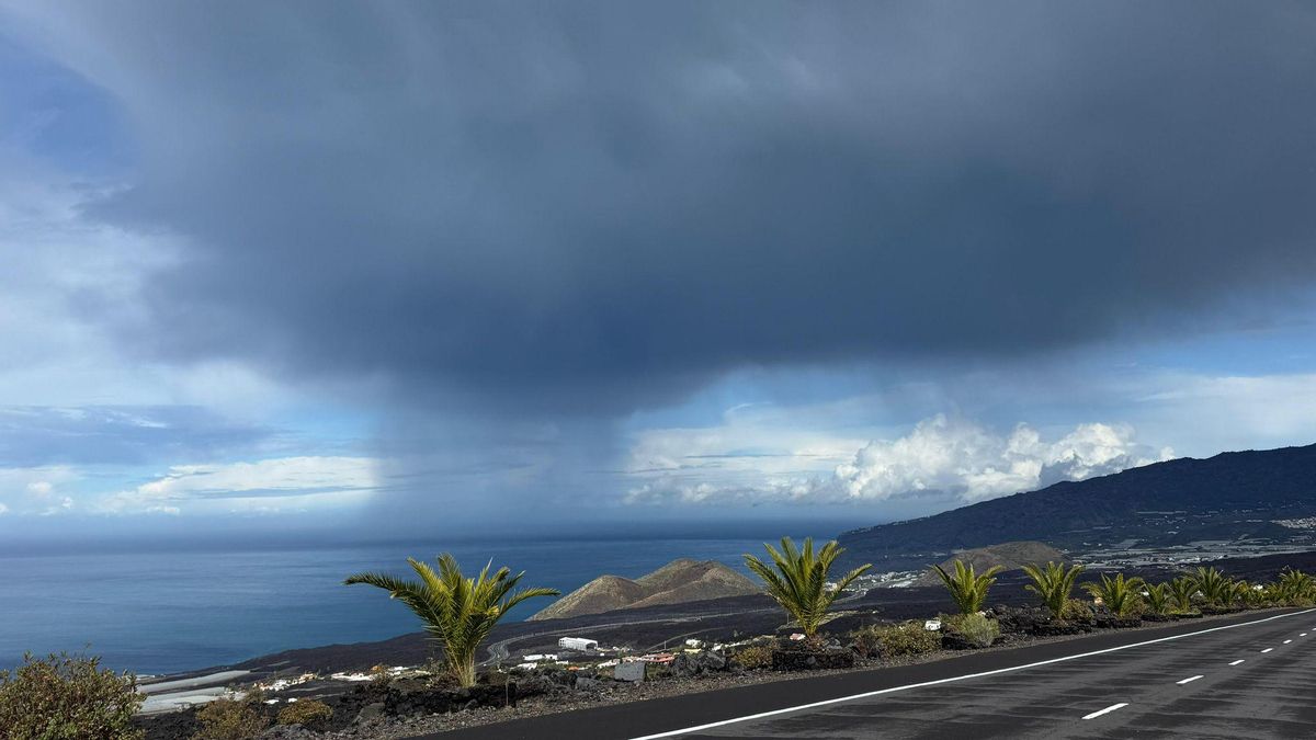 El Gobierno de Canarias mantiene la alerta por lluvias en La Palma