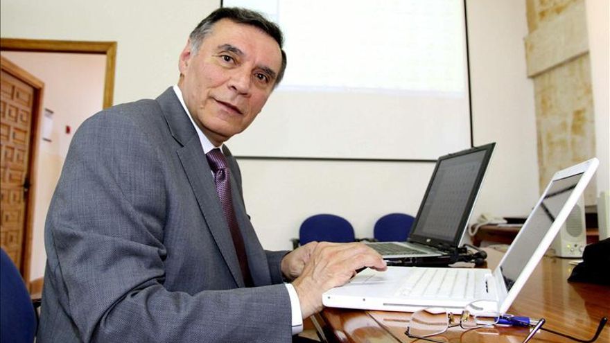 Corte ecuatoriana condena a 12 años de prisión al expresidente Jamil Mahuad