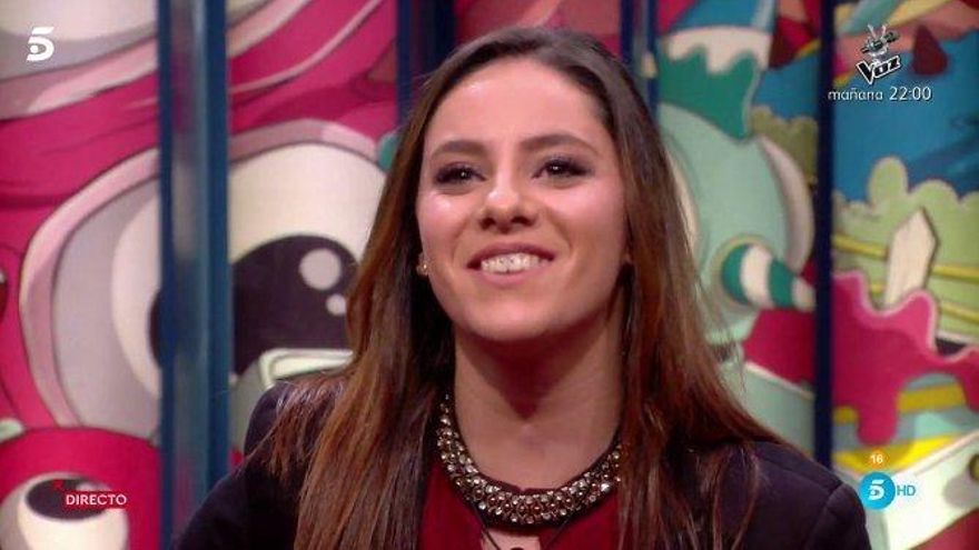 Alba, la seguidora escogida para salvar